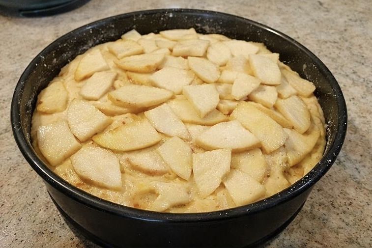 Шарлотка. Классический рецепт приготовления
