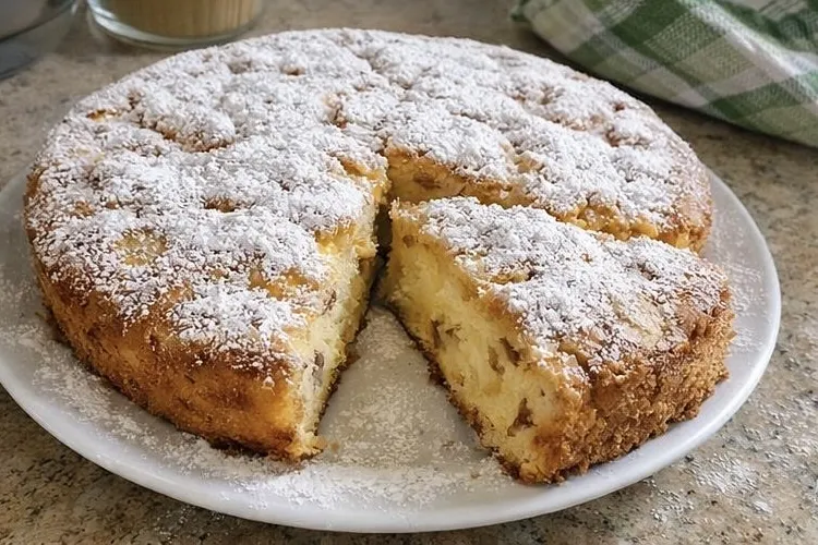 Шарлотка с яблоками: классический рецепт